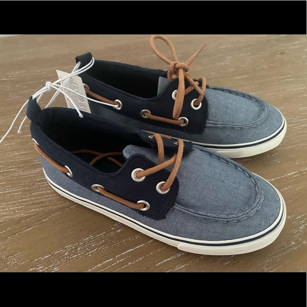 Old Navy Toddler Boat Shoes- size 10